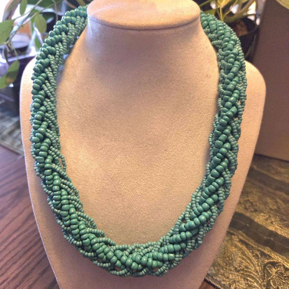 Chic Southwest Style Beaded Necklace